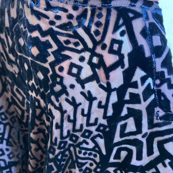 PJK PATTERSON J. KINCAID | Size L | purple sheer top with velvet design - Picture 3 of 9